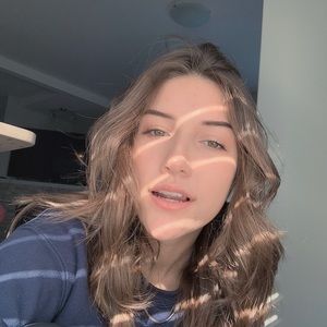 Meet your Posher, Kaitlyn